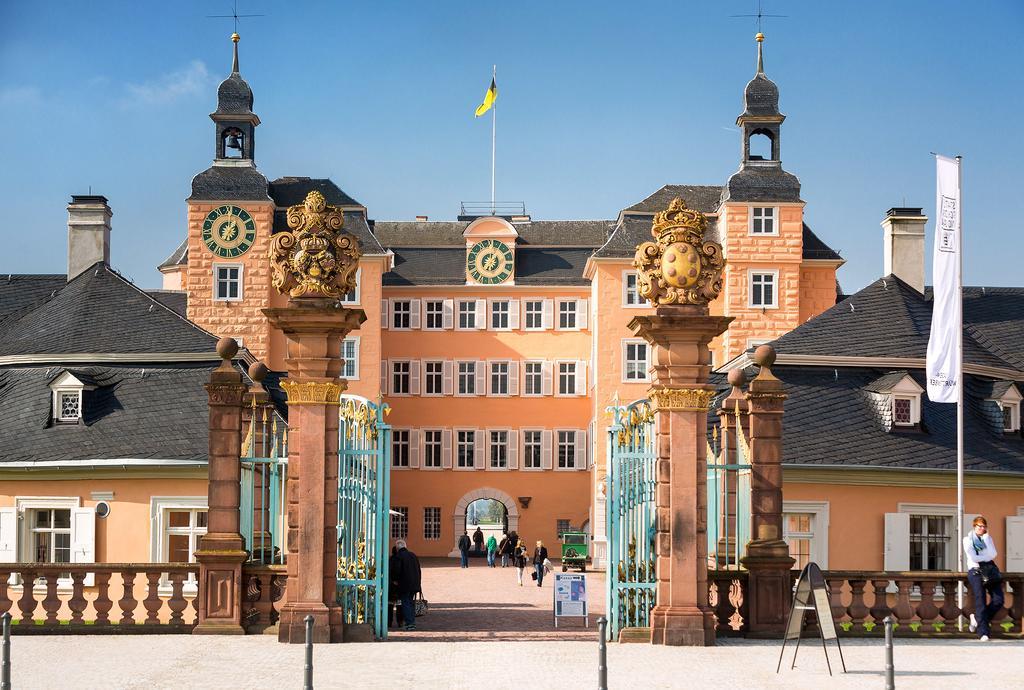 Gaestehaus Am Schloss Schwetzingen Esterno foto