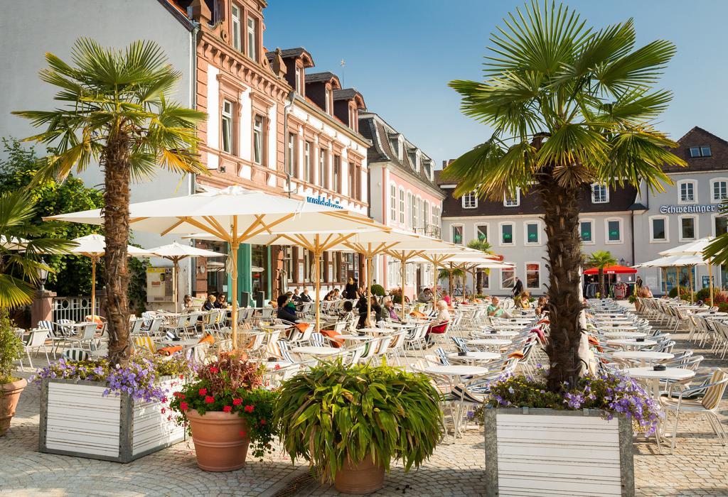Gaestehaus Am Schloss Schwetzingen Esterno foto